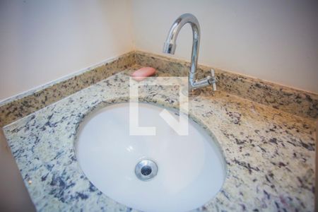 Banheiro Social de kitnet/studio à venda com 1 quarto, 27m² em Vila da Saúde, São Paulo