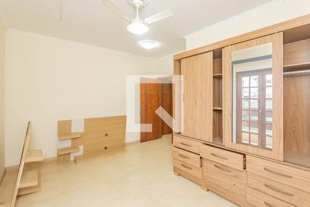 Suíte de casa à venda com 4 quartos, 410m² em Vila Arapua, São Paulo