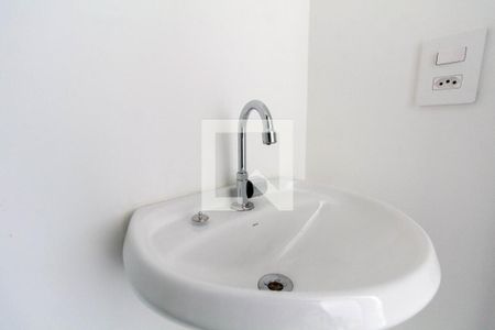 Banheiro de apartamento à venda com 2 quartos, 32m² em Engenheiro Goulart, São Paulo