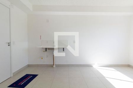 Sala/Cozinha de apartamento à venda com 2 quartos, 32m² em Engenheiro Goulart, São Paulo