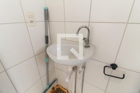 Banheiro de kitnet/studio à venda com 1 quarto, 28m² em Vila Campanela, São Paulo