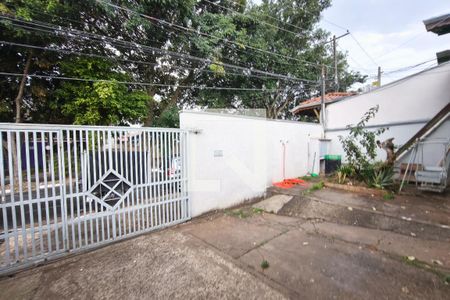 Quintal - Garagem de casa para alugar com 4 quartos, 180m² em Jardim Bom Sucesso, Campinas