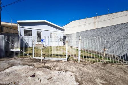 Fachada de casa à venda com 2 quartos, 350m² em Jardim Santo Expedito, Campinas
