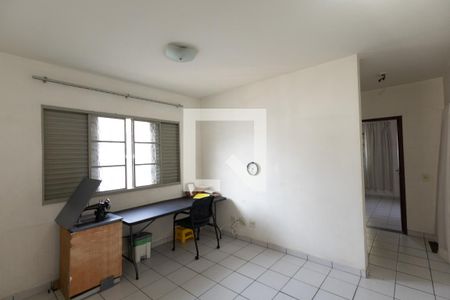 Sala de casa para alugar com 6 quartos, 385m² em Campo Belo, São Paulo