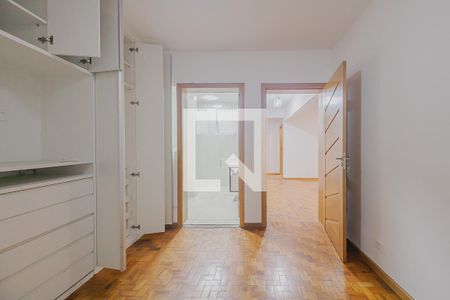 Suíte 1 de casa à venda com 4 quartos, 300m² em Jardim Paulista, São Paulo