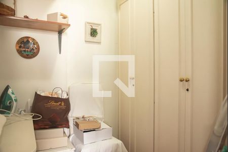 Quarto de Serviço de apartamento à venda com 2 quartos, 140m² em Planalto Paulista, São Paulo