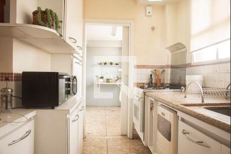 Cozinha de apartamento à venda com 2 quartos, 140m² em Planalto Paulista, São Paulo