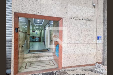 Hall de entrada de kitnet/studio à venda com 1 quarto, 29m² em Centro, Rio de Janeiro