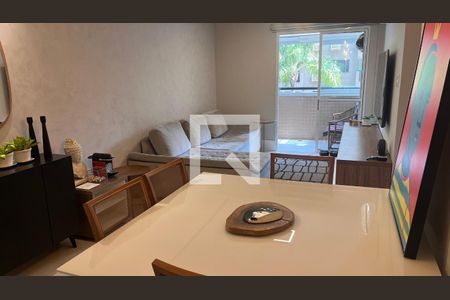 Sala de apartamento para alugar com 2 quartos, 62m² em Barra da Tijuca, Rio de Janeiro