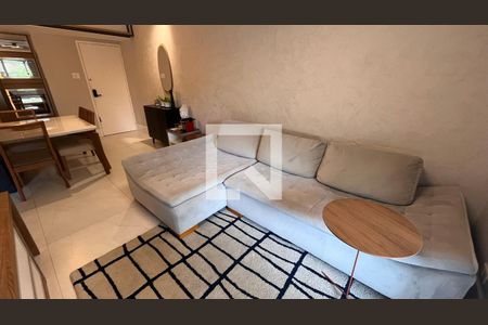 Sala de apartamento para alugar com 2 quartos, 62m² em Barra da Tijuca, Rio de Janeiro