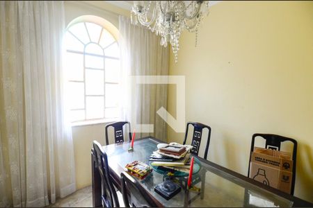 Sala de casa à venda com 3 quartos, 370m² em Tijuca, Rio de Janeiro