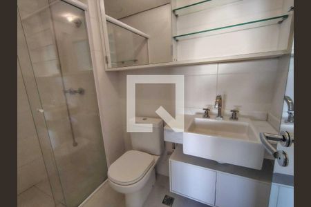 Banheiro de apartamento à venda com 1 quarto, 52m² em Petrópolis, Porto Alegre