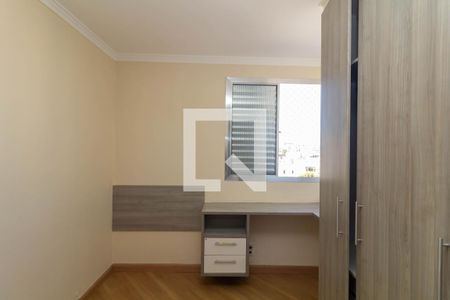 Quarto 2 de apartamento à venda com 3 quartos, 48m² em Itaquera, São Paulo