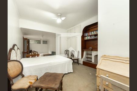 Casa à venda com 4 quartos, 400m² em Alto de Pinheiros, São Paulo