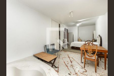 Casa à venda com 4 quartos, 400m² em Alto de Pinheiros, São Paulo
