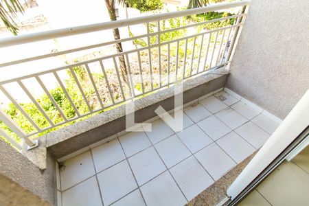 Sacada de apartamento à venda com 2 quartos, 53m² em Vila Carmosina, São Paulo