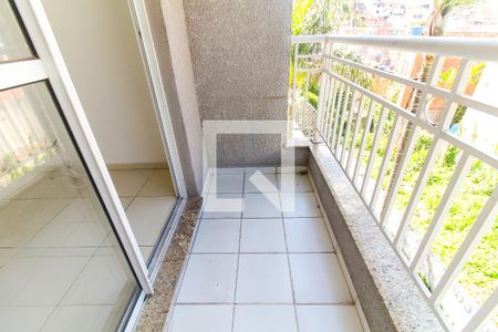 Apartamento à venda com 2 quartos, 53m² em Vila Carmosina, São Paulo