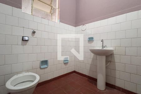 Banheiro de casa à venda com 5 quartos, 160m² em Jardim Santa Maria, Guarulhos