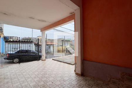 Garagem de casa à venda com 5 quartos, 160m² em Jardim Santa Maria, Guarulhos