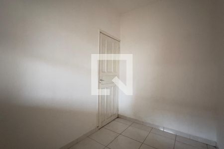 Quarto 2 de casa à venda com 5 quartos, 160m² em Jardim Santa Maria, Guarulhos