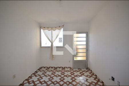 Sala de apartamento para alugar com 2 quartos, 44m² em Cosmos, Rio de Janeiro