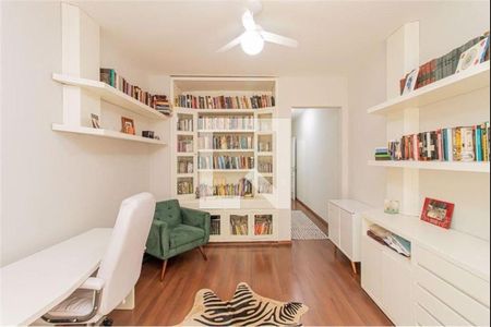 Casa à venda com 4 quartos, 323m² em Vila Sonia, São Paulo