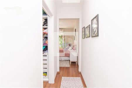 Casa à venda com 4 quartos, 323m² em Vila Sonia, São Paulo