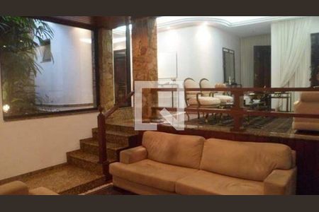 Casa à venda com 4 quartos, 450m² em Nova Petrópolis, São Bernardo do Campo