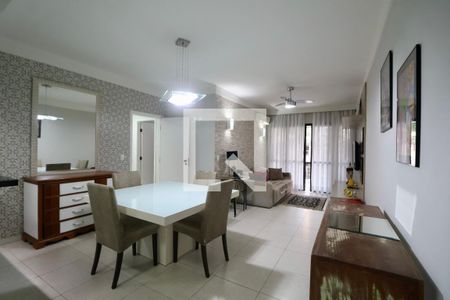 Sala de apartamento para alugar com 3 quartos, 110m² em Balneario Guarujá, Guarujá