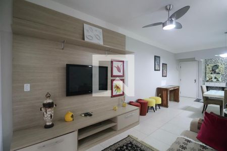 Sala de apartamento para alugar com 3 quartos, 110m² em Balneario Guarujá, Guarujá