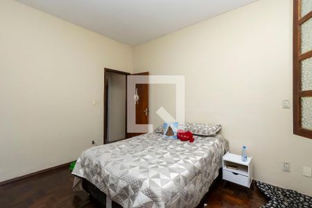 Quarto 1 - Casa 1 de casa à venda com 6 quartos, 350m² em Céu Azul, Belo Horizonte