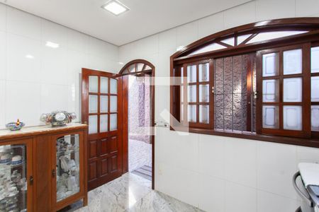 Cozinha 1 de casa à venda com 3 quartos, 463m² em Trevo, Belo Horizonte