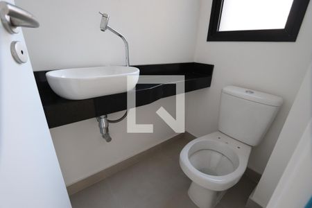 Lavabo de casa de condomínio à venda com 3 quartos, 170m² em Vila Mariana, São Paulo