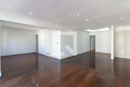 Sala de apartamento à venda com 3 quartos, 150m² em Cerqueira César, São Paulo
