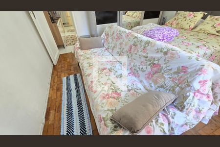 Sala de apartamento para alugar com 1 quarto, 50m² em Boqueirão, Santos