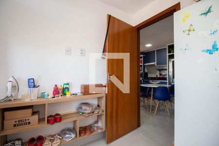 Quarto 2 de apartamento para alugar com 2 quartos, 55m² em Setor Habitacional Vicente Pires, Brasília