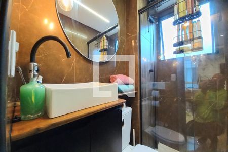 Banheiro de apartamento à venda com 2 quartos, 45m² em Jardim Bom Sucesso, Campinas