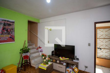 Sala de casa à venda com 4 quartos, 210m² em Taboão, Diadema
