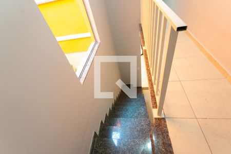 Escada de casa à venda com 3 quartos, 181m² em Jardim Nossa Senhora do Carmo, São Paulo