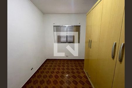 Quarto 1 de casa para alugar com 2 quartos, 64m² em Vila São Silvestre, São Paulo