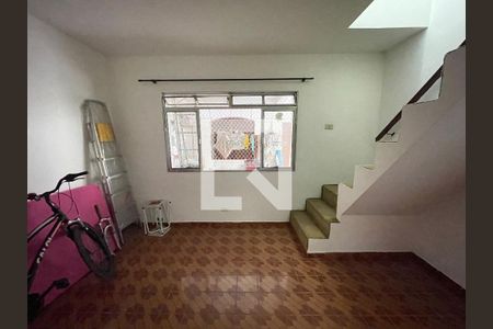 Sala de casa para alugar com 2 quartos, 64m² em Vila São Silvestre, São Paulo