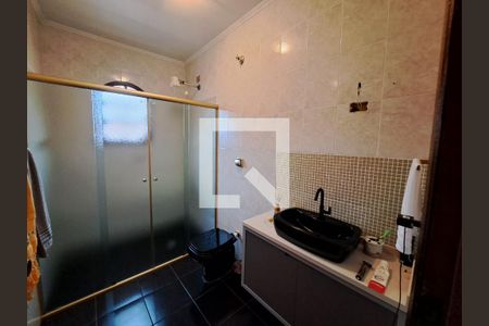 Banheiro da Suíte de casa à venda com 3 quartos, 195m² em Cipava, Osasco