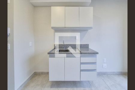 Sala / Cozinha de apartamento para alugar com 1 quarto, 25m² em Vila Butantã, São Paulo
