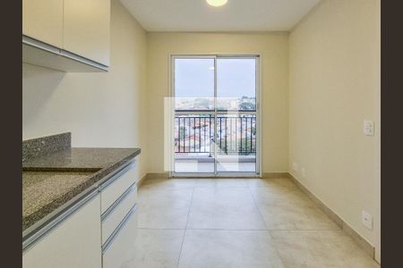 Sala / Cozinha de apartamento para alugar com 1 quarto, 25m² em Vila Butantã, São Paulo