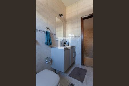 Banheiro Social da Casa 1 de casa à venda com 9 quartos, 402m² em Colégio Batista, Belo Horizonte
