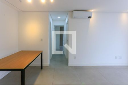 Sala de apartamento à venda com 2 quartos, 61m² em Butantã, São Paulo