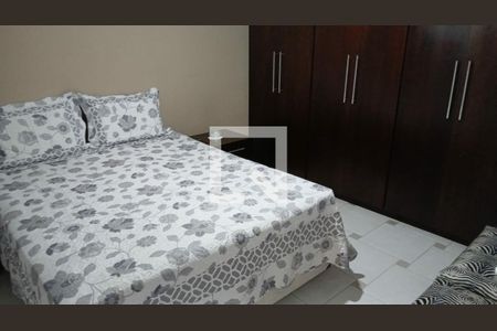 Casa à venda com 3 quartos, 178m² em Santa Maria, Santo André