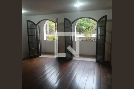 Casa à venda com 4 quartos, 151m² em Imperial de São Cristóvão, Rio de Janeiro