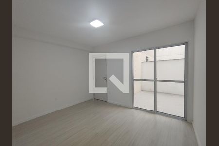 Sala de apartamento para alugar com 2 quartos, 48m² em Centro, Contagem