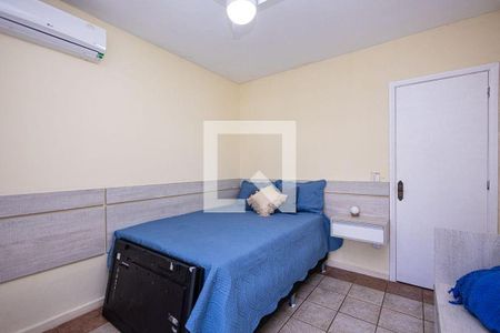 Casa à venda com 4 quartos, 313m² em Camboinhas, Niterói